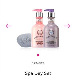 I’m selling some spa day set for $56